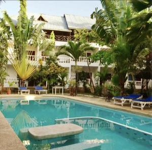 Aura Studio in Diani