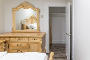 Downtown Apartment 6-7 people