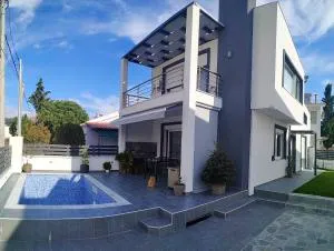 Luxury Villa Victoria, Nea Iraklitsa - Áyios Andréas