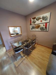 Bajo con patio y accesibilidad