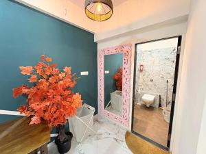 Stunning 1BHK with view city view, Bandra west 601