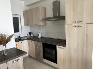 Seafront studio apartment San Pauls Bay