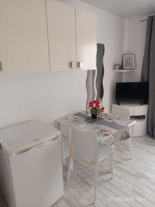 Studio cabine le grau du roi 6 min de la plage à pied