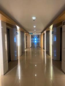 JUVREY 1 BR Studio Unit with balcony