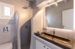 Villa Iliana 1 & 2 w shared Pool, Ornos, Mykonos