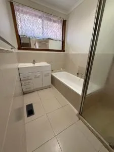 Bundoora cozy room - Thomastown