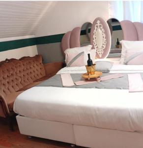 Maisons de vacances Maison 10 pieces Spa jacuzzi Paris Airport CDG jardin arbore clos : photos des chambres