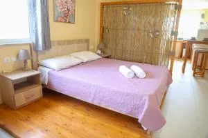 Joy's Houses - 马尔马里