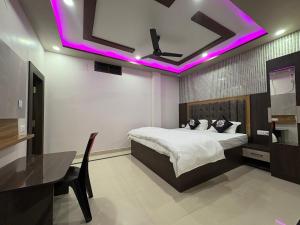 Hotel Savera