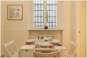 Cozy downtown apartment