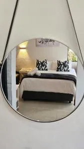 Jacuzzi, Airport, St George's Park - Southdene