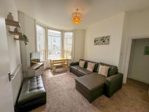 Cherry Property - Pear Suite