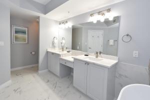 Silver Shells St Maarten 1204