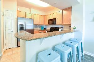 The Palms Of Destin 2411 Junior