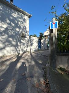 Maisons d'hotes Chez Jeanine - Studio avec Wifi et Climatisation : photos des chambres