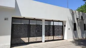 Casa para 6 personas a minutos del estadio madre de ciudades y nodo tecnologico - La Banda