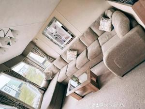 Metcalfes family caravan