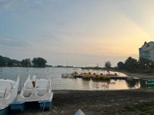 Omari - Tiara Bay Marina Island Lumut Homestay