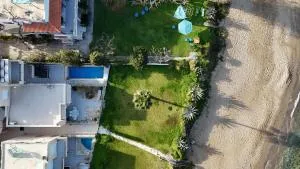 The Seaside Villa - Kalami