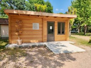Campings Camping Les Voiles Sur Grosne : photos des chambres