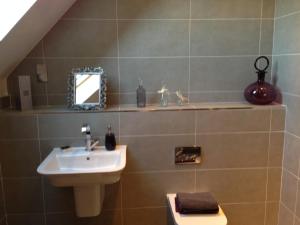 Luxury Private King room with huge Ensuite