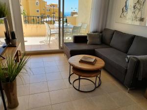 Holiday Jazmines Apartment