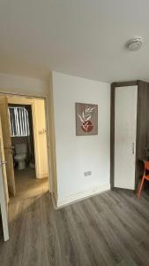 Lancaster Apartment