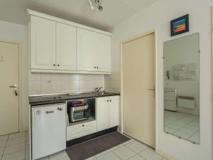 Appartements Appartement a 200 m de la plage avec terrasse et parking, au coeur des commerces et restaurants - FR-1-2-426 : photos des chambres