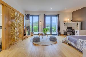 Villas Villa Luxe vallee de Chevreuse - Piscine interieure chauffee - 14 pers - Le relais des clefs : photos des chambres