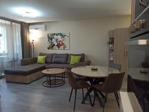 апартамент Азалия 1