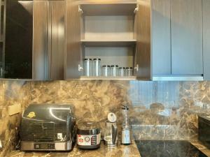 1BR appartment at Lumiere Riverside, city view free pool