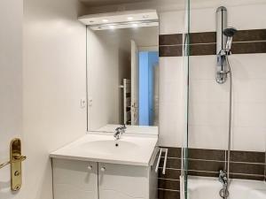 Appartement Confort 2 Chambres à 100m de la Plage avec Parking - FR-1-236-50