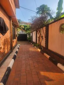 Summer house - Makindye