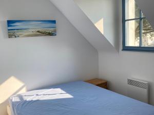 Maisons de vacances Belle maison a 600m de la mer, jardin, terrasse et tout confort a Bangor - FR-1-418-228 : photos des chambres