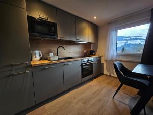 New, cozy retreat, 300 m to ski bus in Schladming Region