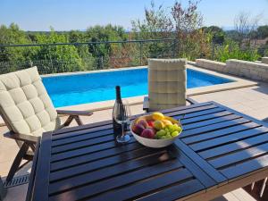 Apartman Marlera s privatnim bazenom