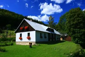 Guest House U Lakomce - Desná