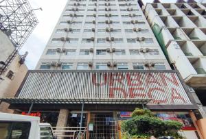 Eimys Place at Urban Deca Mandaluyong by RedDoorz