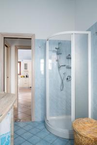 Appartamento con 2 Camere da Letto e Giardino