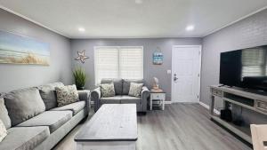 Great Duplex walk to the beach pool