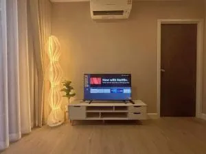 Metro luxe riverfront resort style condo - Ban Tha It (1)