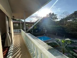 Cabinas Doña Regina - Carrillo