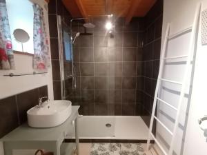 B&B / Chambres d'hotes La Vieille Gorce Gites in the Vienne : photos des chambres
