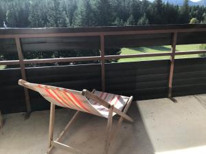 Studio cosy au pied des pistes, parfait pour famille, avec balcon, proche golf et randonnées - FR-1-515-99