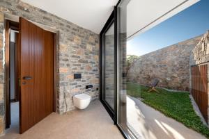 MiraView - Villas & Residences