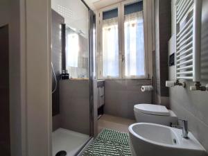 VFH Argonne Trendy Apartment by the Park