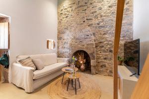 Olivetta ,Traditional stone house