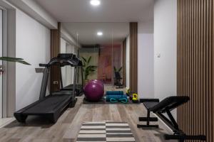 Stylish 5-bedroom villa Aride with pool, sea views