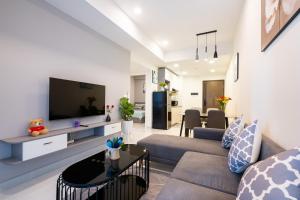 SOHO Apartments Saigon - Near Walk Street Bui Vien - Ben Thanh Market
