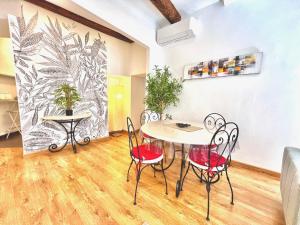 ApartHotel Riviera - La Maison De Francois - Old Town